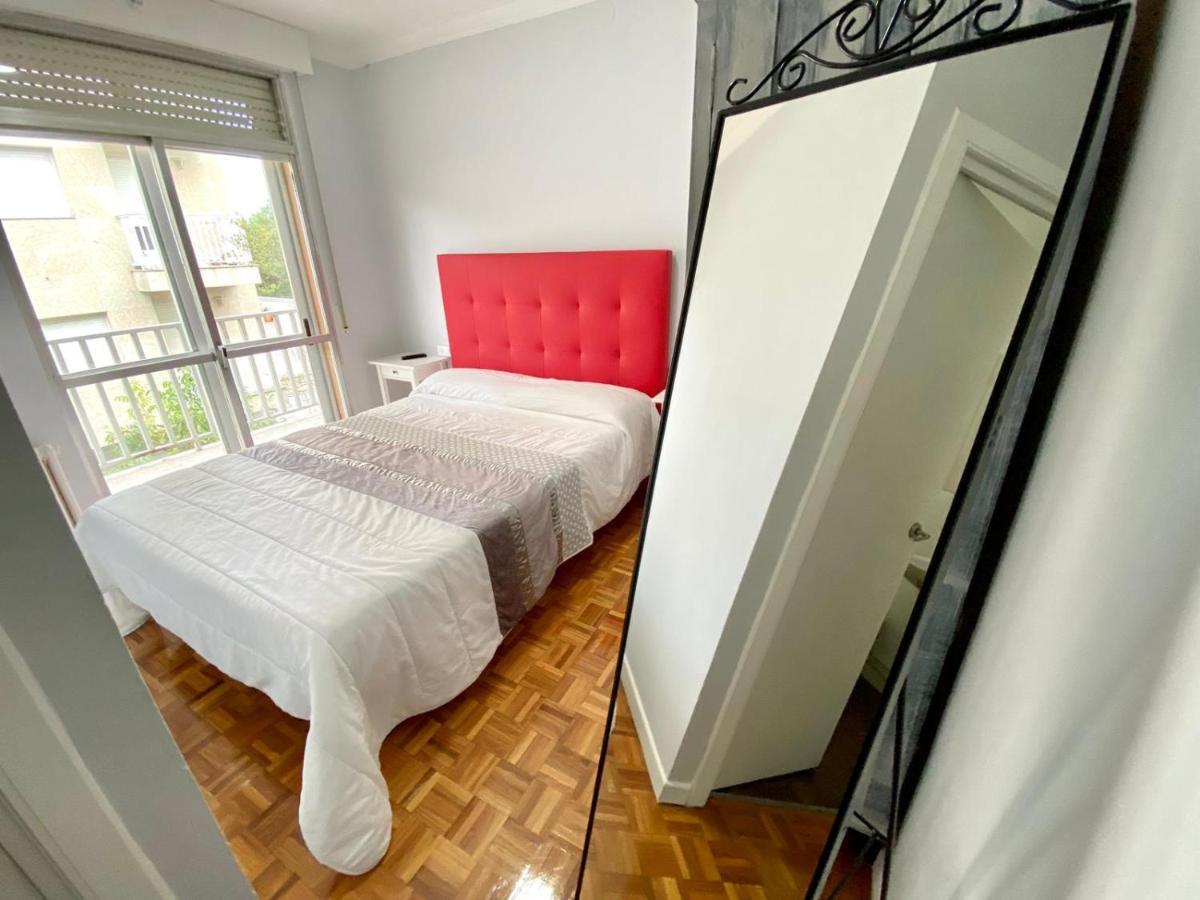 Garden Lodge Hostal Evencio リバダビア エクステリア 写真